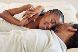 Positions Sexuelles pour Durer Plus Longtemps au Lit